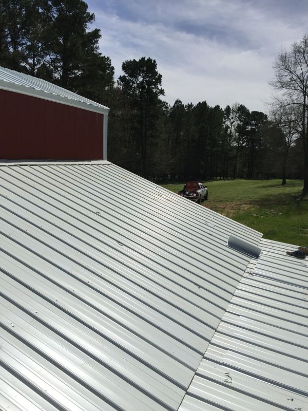 Barn Roof Construction in Stafford County, VA